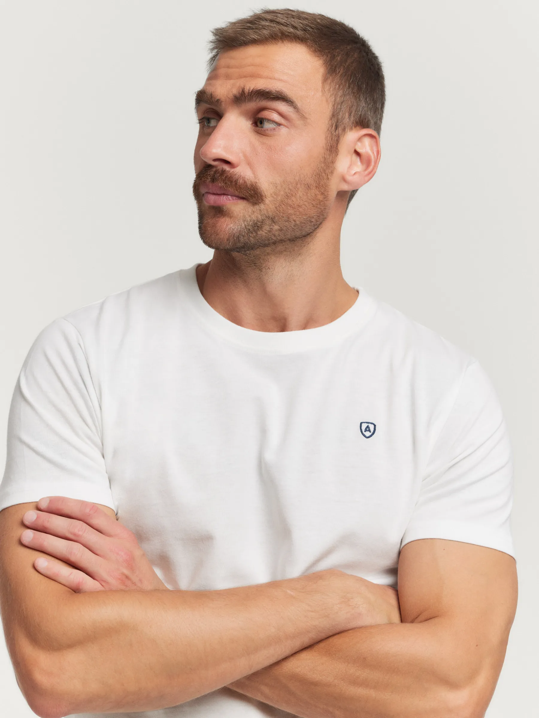 Alvaro Moreno CAMISETA BASICA-Hombre Camisetas