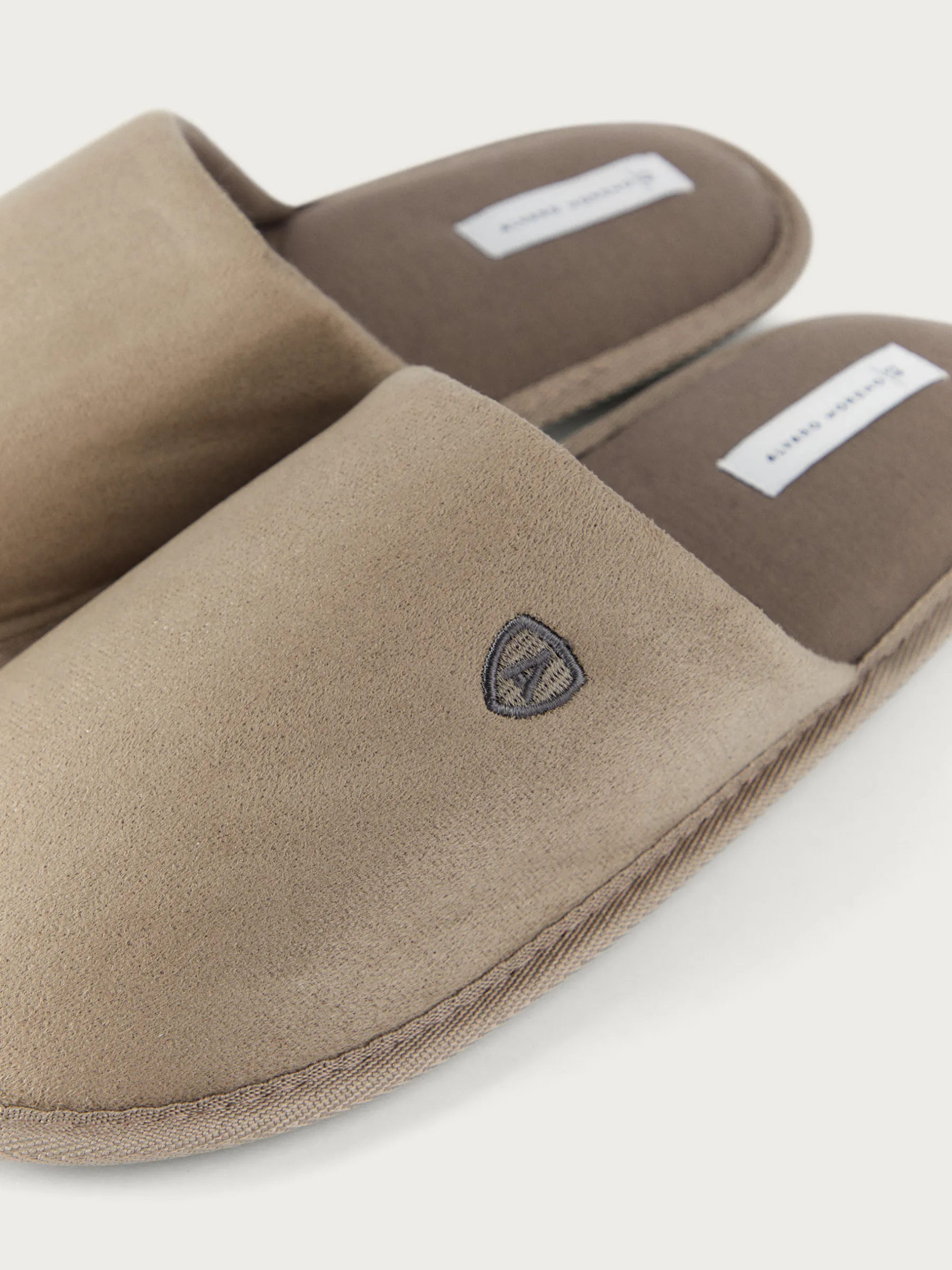 Alvaro Moreno ZAPATILLAS ANTELINA MARRÓN-Hombre Zapatillas